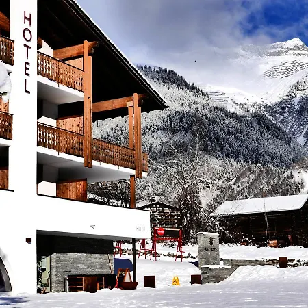 Pazzola Hotel 3*