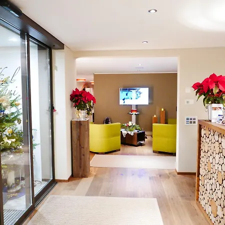 Hotel Pazzola 3*