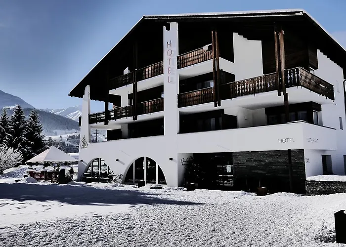 Otel Pazzola Disentis