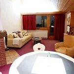 Hotel Pazzola 3*