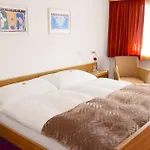 Pazzola 3*
