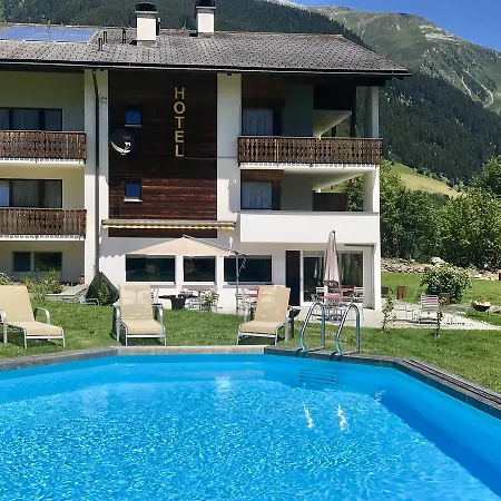 Hotel Pazzola